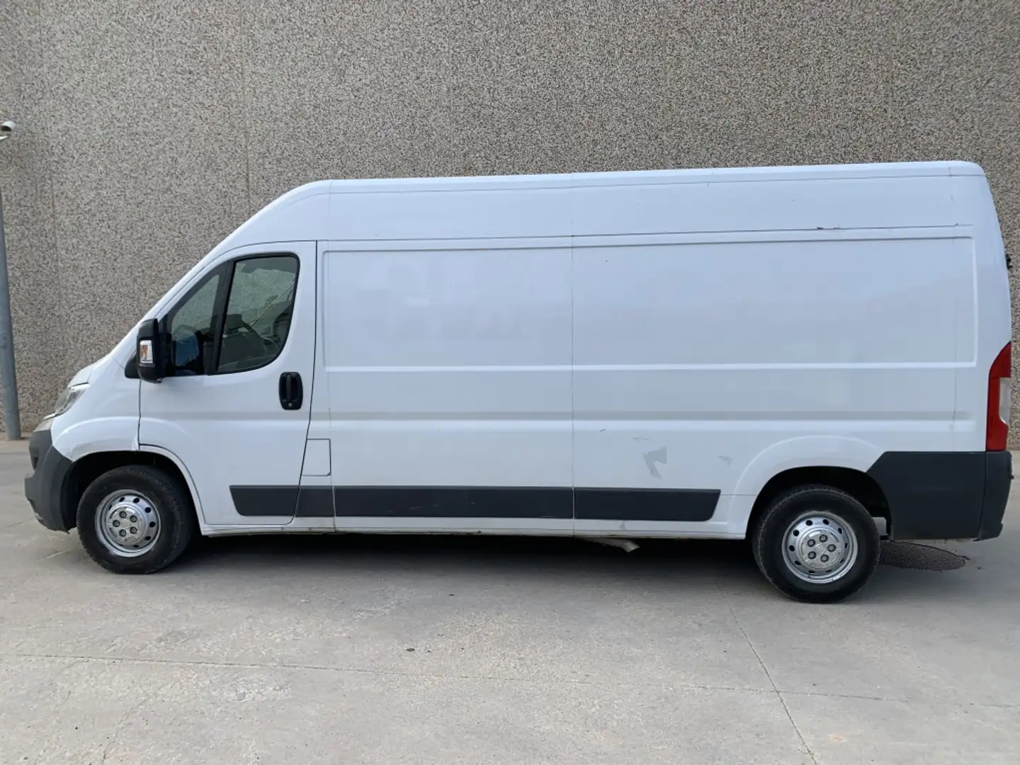 Fiat Ducato FIAT Industrial  Manual de 5 Puertas Blanco - 2