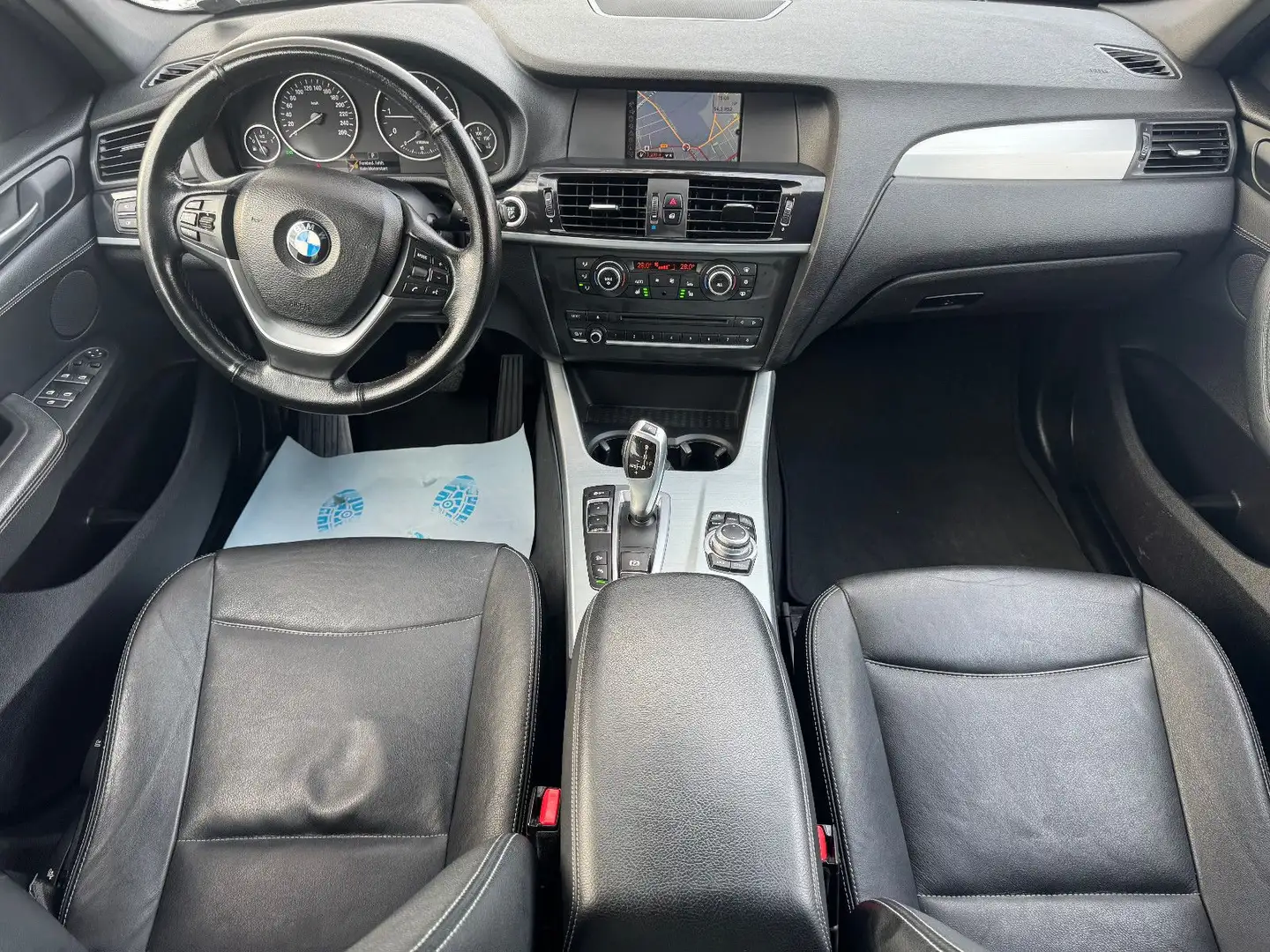 BMW X3 xDrive 20d*PANO*LEDER*PDC*EXPORT* Schwarz - 2