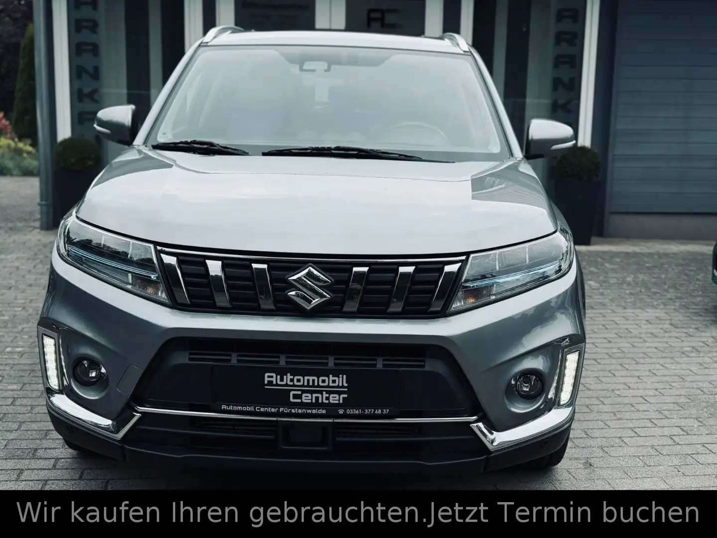 Suzuki Vitara 1.4+Comfort+ 4x4+LED+Pano+Kamera+AHK+ Grau - 2