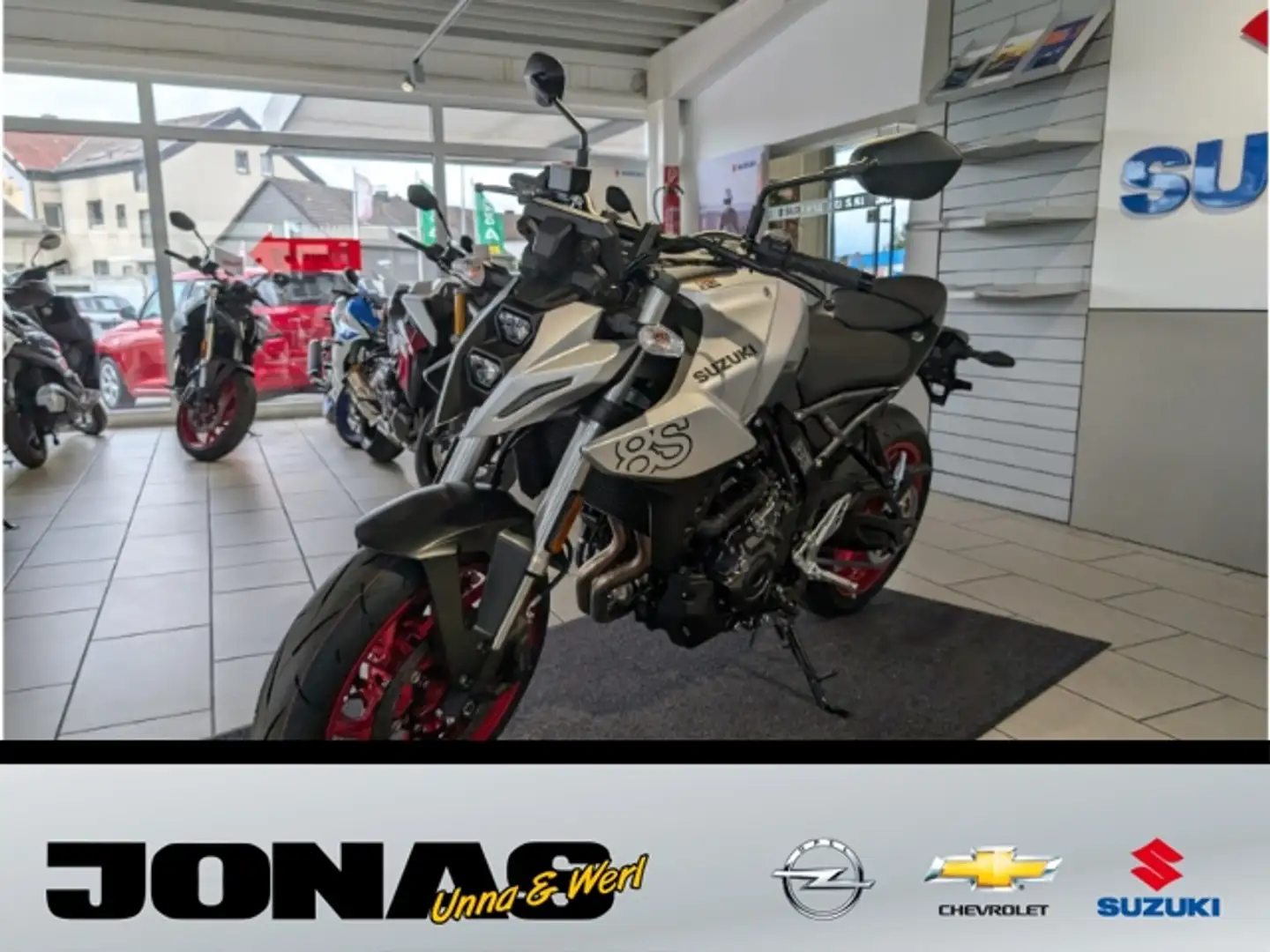 Suzuki GSX 8S In Menden bei Jonas Sofort Verfügbar Srebrny - 1