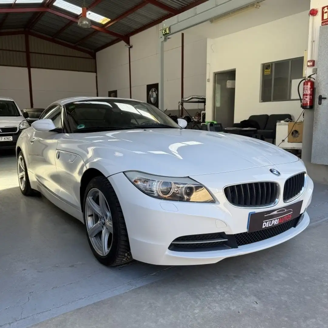 BMW Z4 sDrive23i Білий - 2