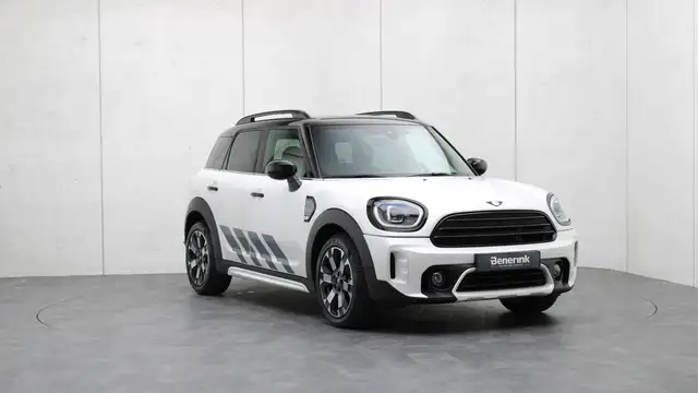 Mini Countryman view 4