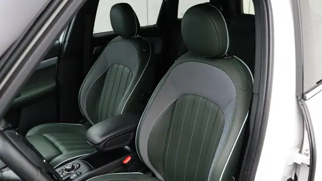 Mini Countryman view 7