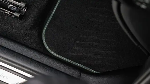 Mini Countryman view 22