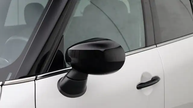 Mini Countryman view 17