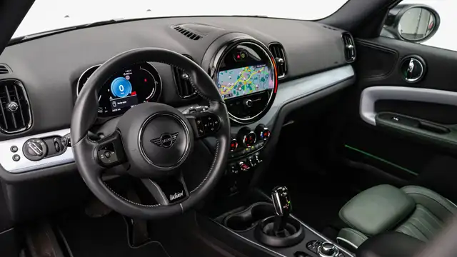 Mini Countryman view 6