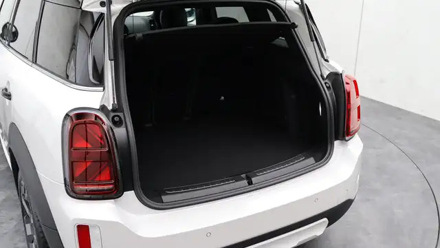 Mini Countryman view 18