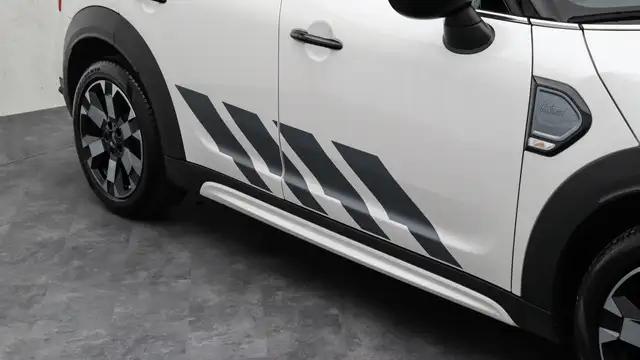 Mini Countryman view 14