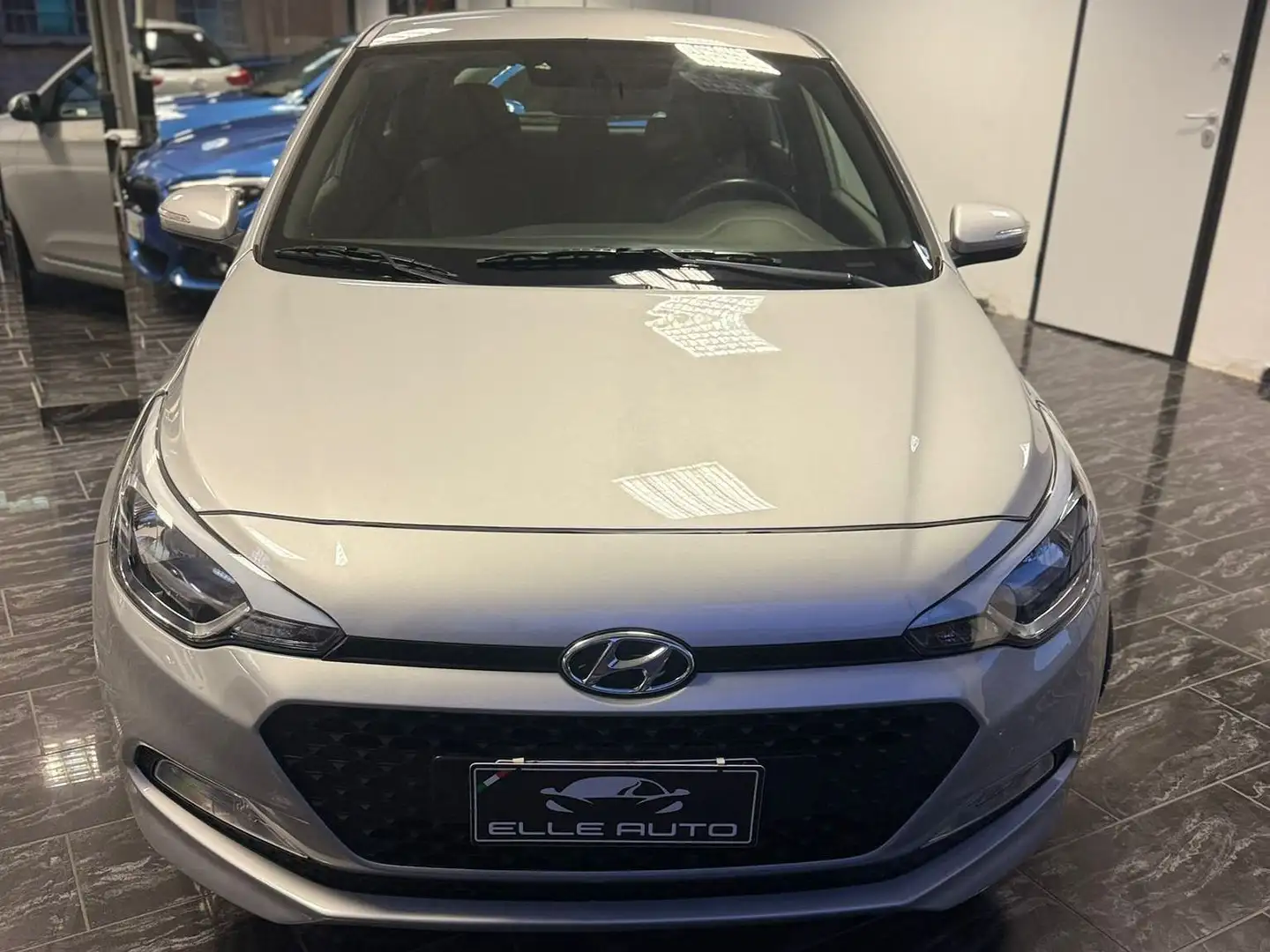 Hyundai i20 i20 II 2015 5p 1.2 Classic 75cv Argento - 2
