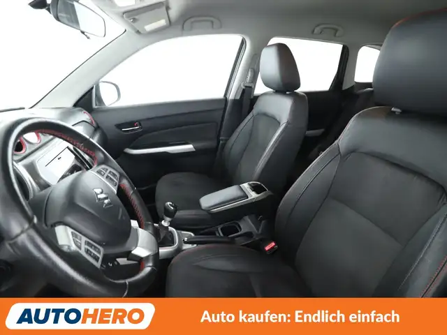 Suzuki Vitara view 10