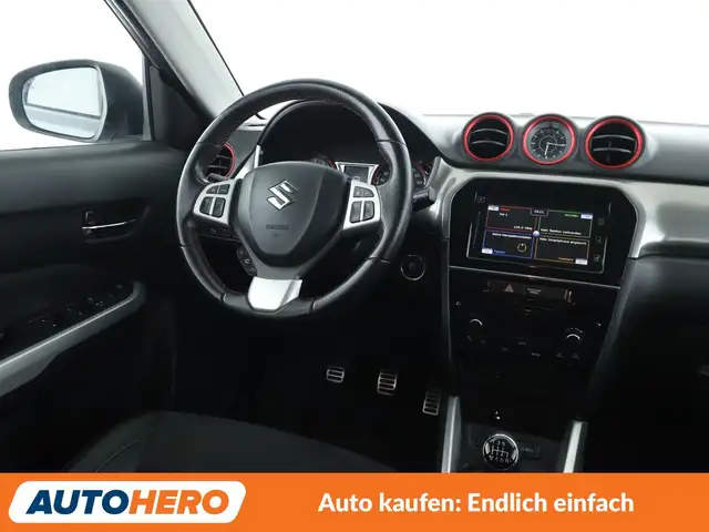 Suzuki Vitara view 13
