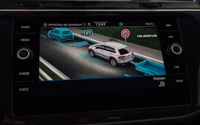 Volkswagen Tiguan view 28