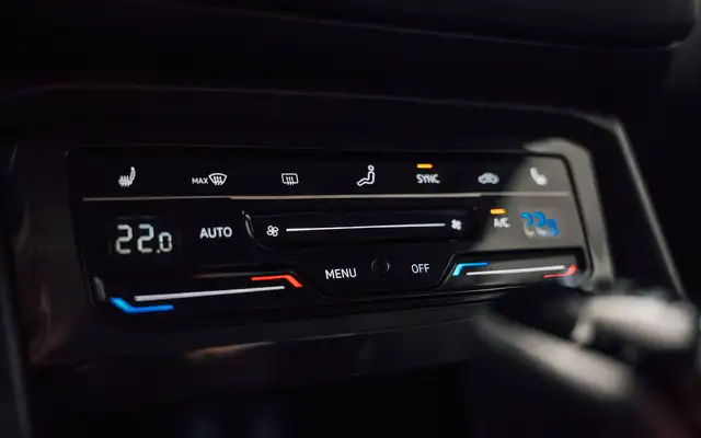 Volkswagen Tiguan view 30