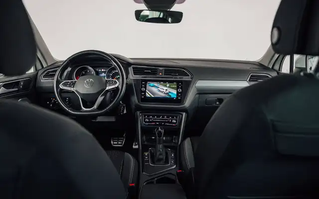 Volkswagen Tiguan view 15
