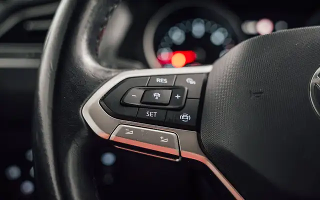 Volkswagen Tiguan view 17