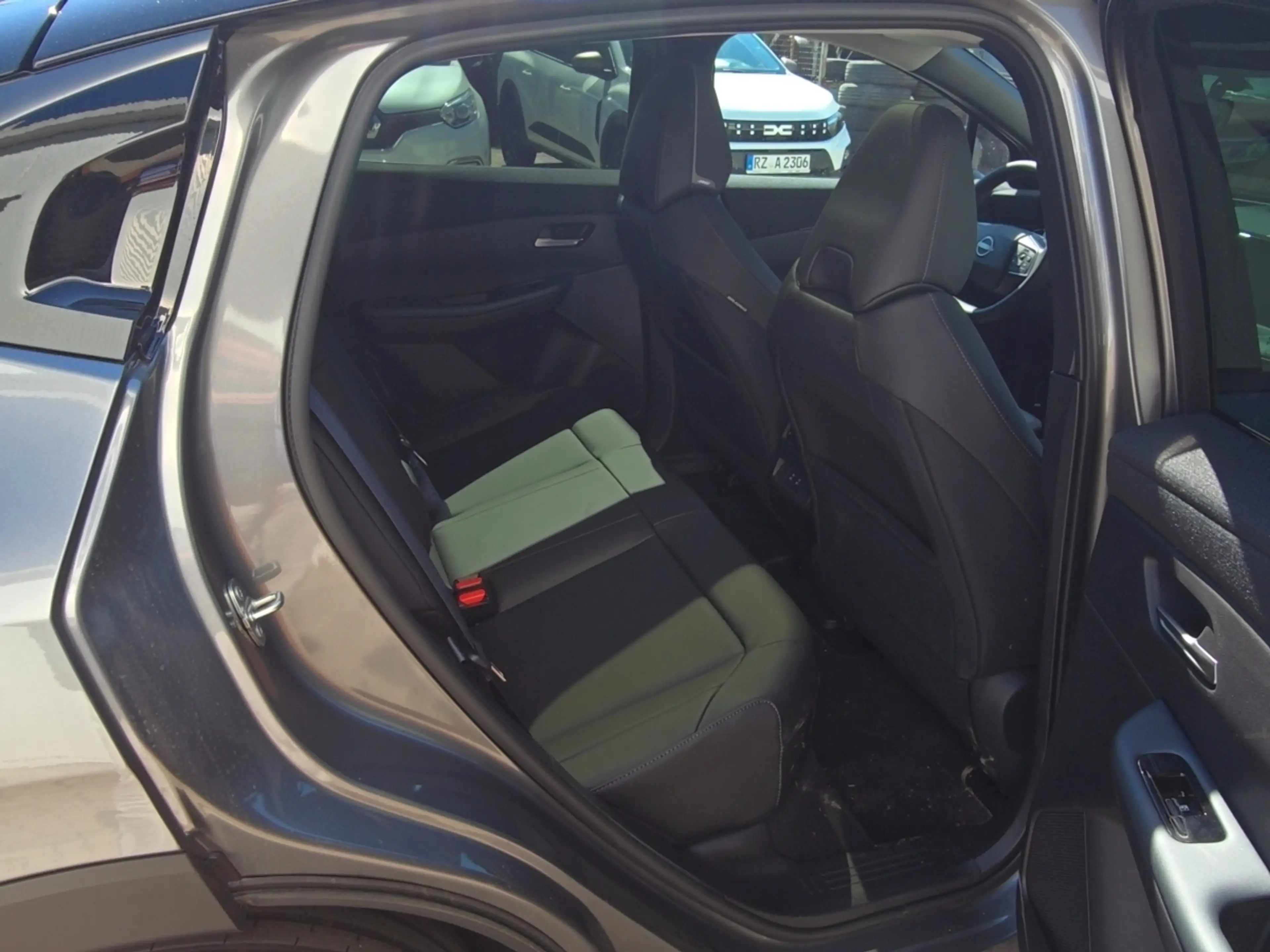 Nissan Leaf 75 kWh Evolve Google|LED|360°-Kamera — photo 12