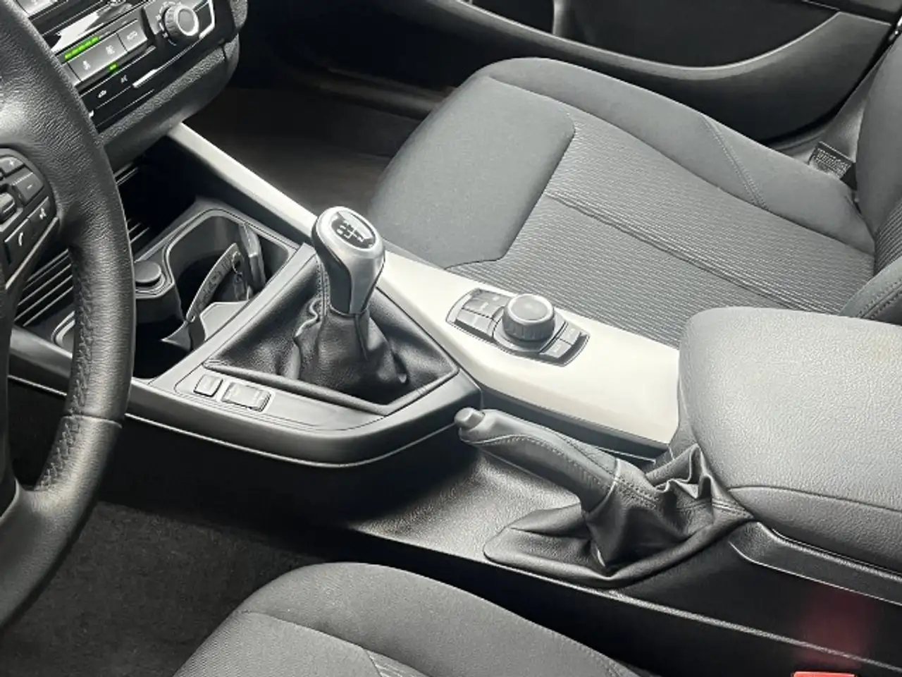 BMW 118 i Advantage 8- fach bereift — photo 6