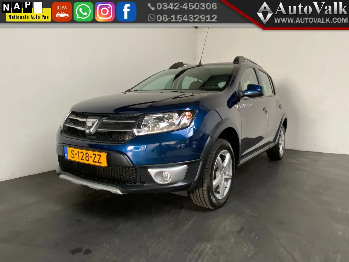 Dacia Sandero 0.9 TCe S&S Stepway Lauréate Blauw - 1