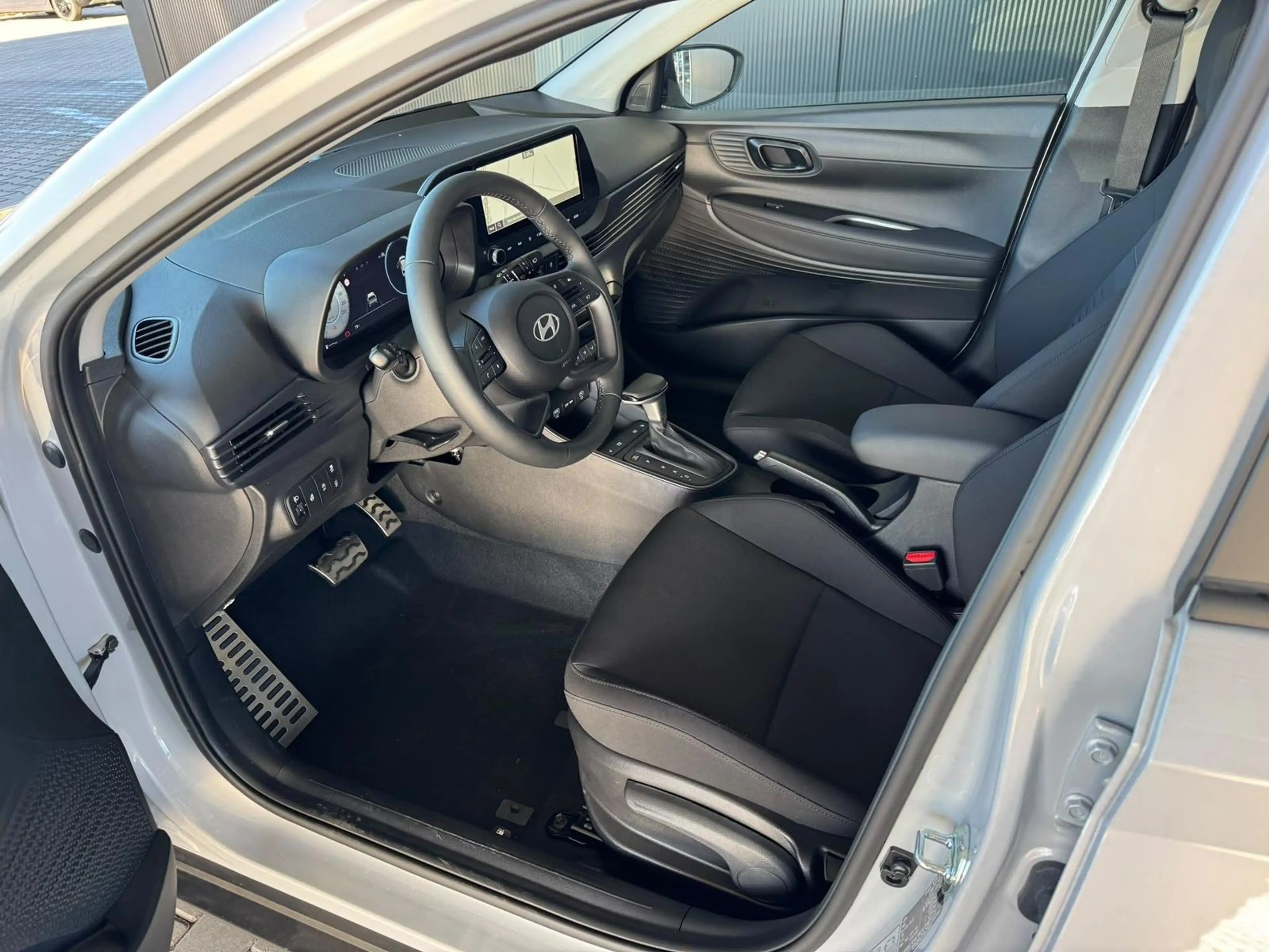 Hyundai BAYON Comfort Plus 1.0 T-GDI 7-DCT AT / Tempomat / Kamer — photo 5