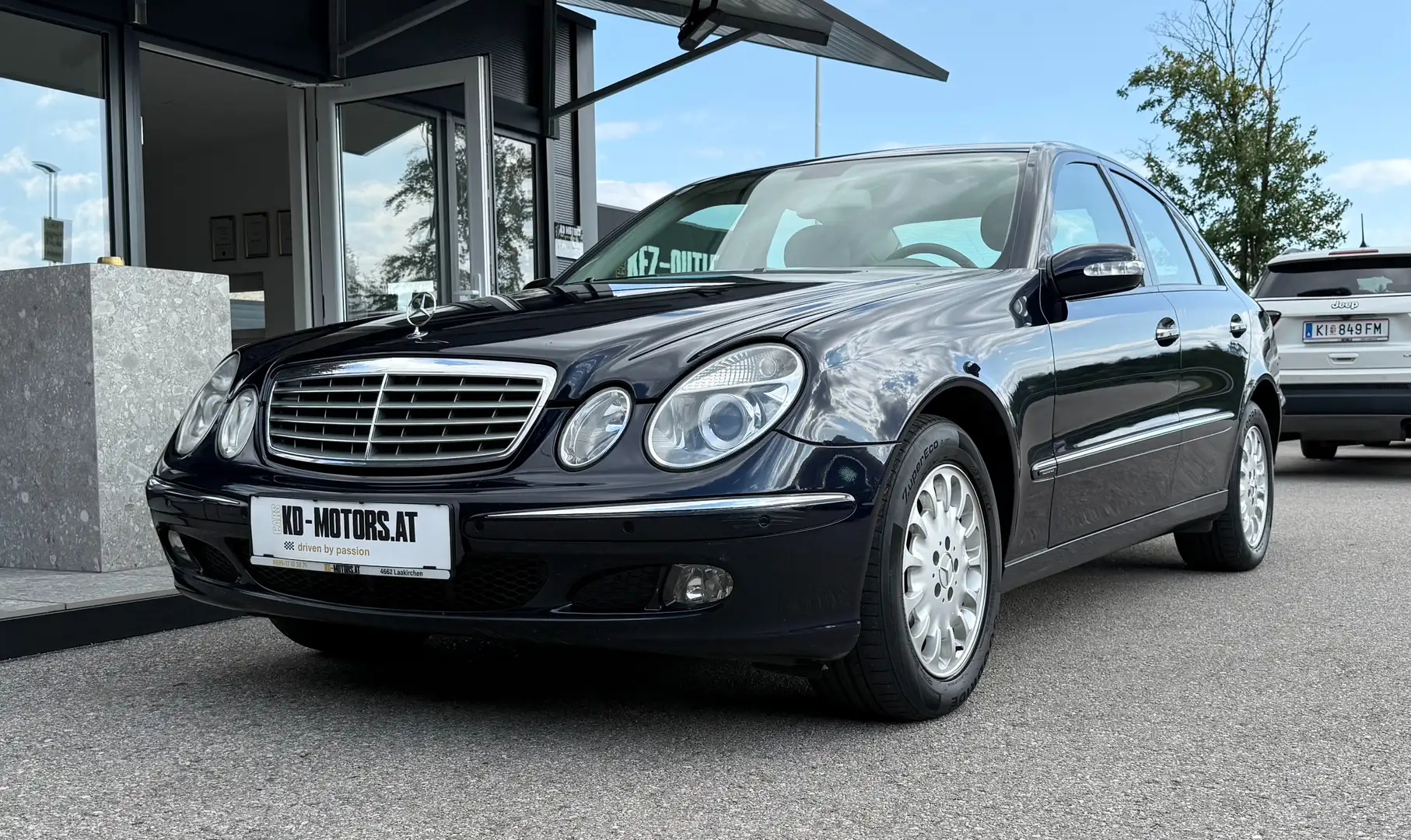 Mercedes-Benz E 220 CDI Aut. Blau - 1