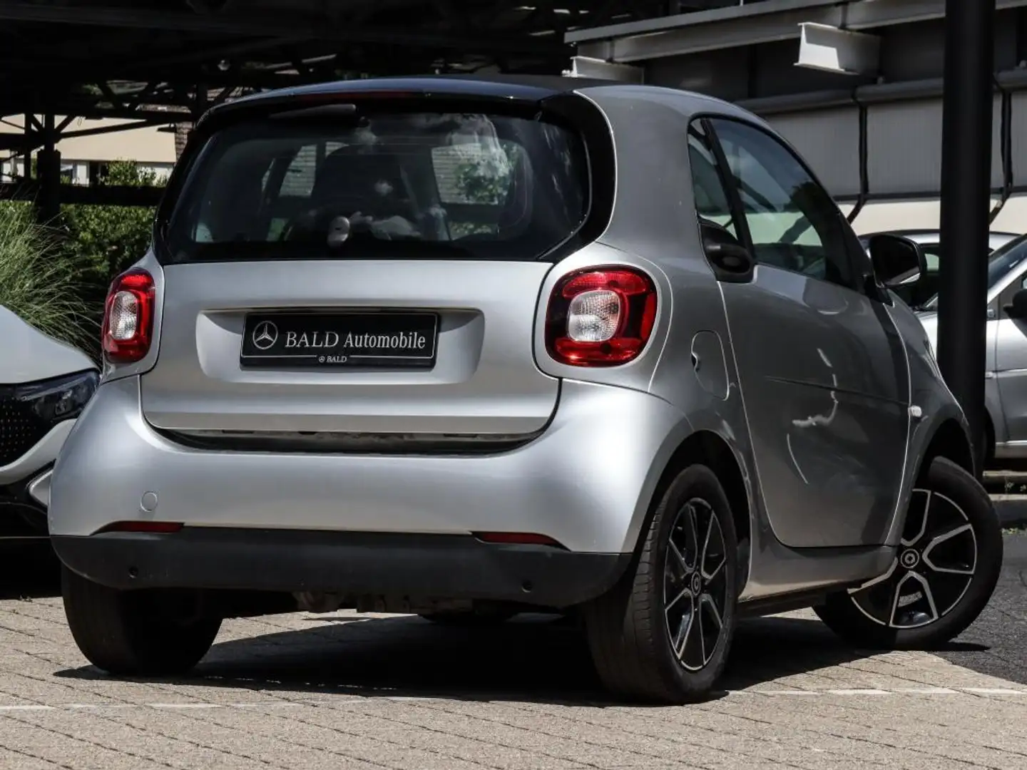 smart forTwo EQ  Cool&Audio/LED-Tagfahr/DAB/SHZ Plateado - 2