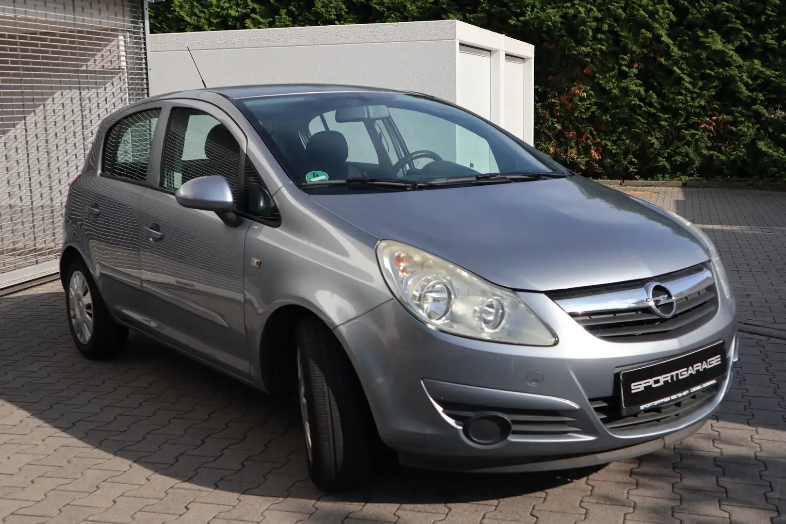 Opel Corsa 1.2 16V Cosmo Klima el.FH ZV Allwetter 5-Türer Zilver - 2