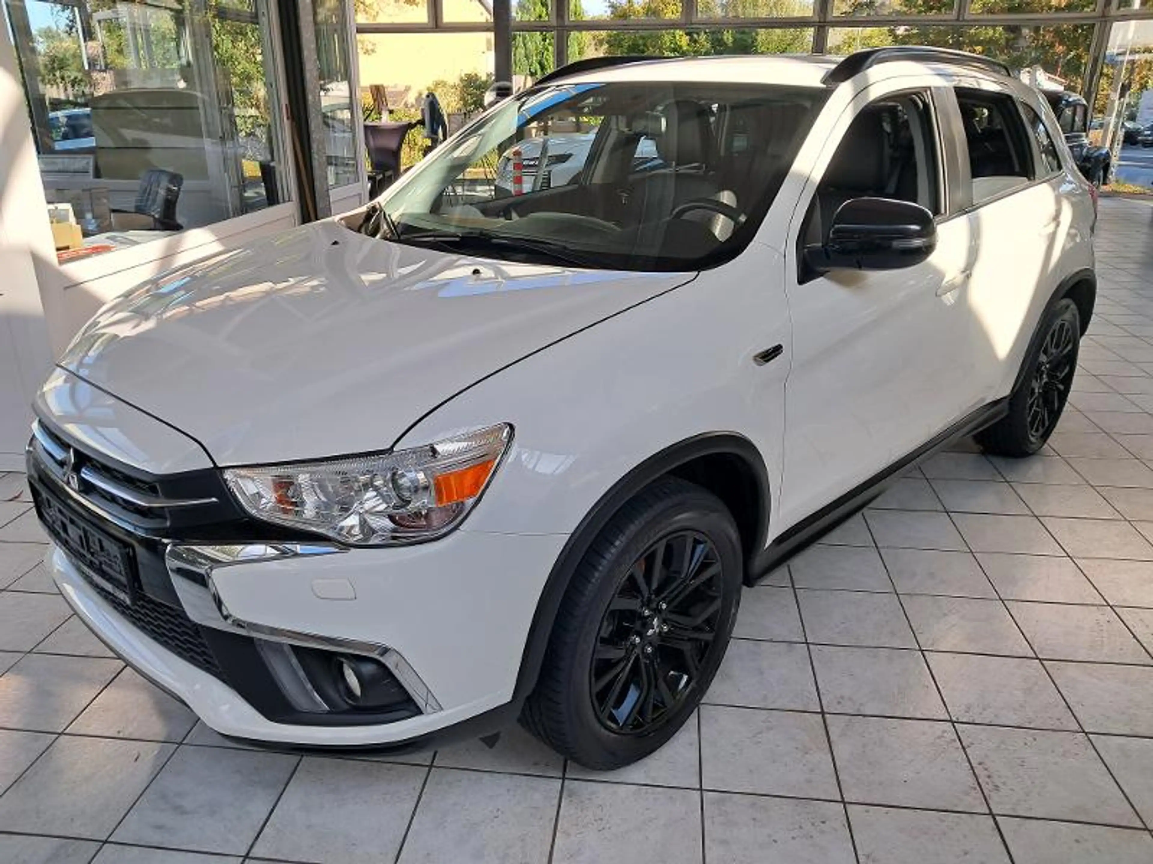 Mitsubishi ASX Active+ 1.6 MIVEC SHZ RFK (Diamant Ed.+)