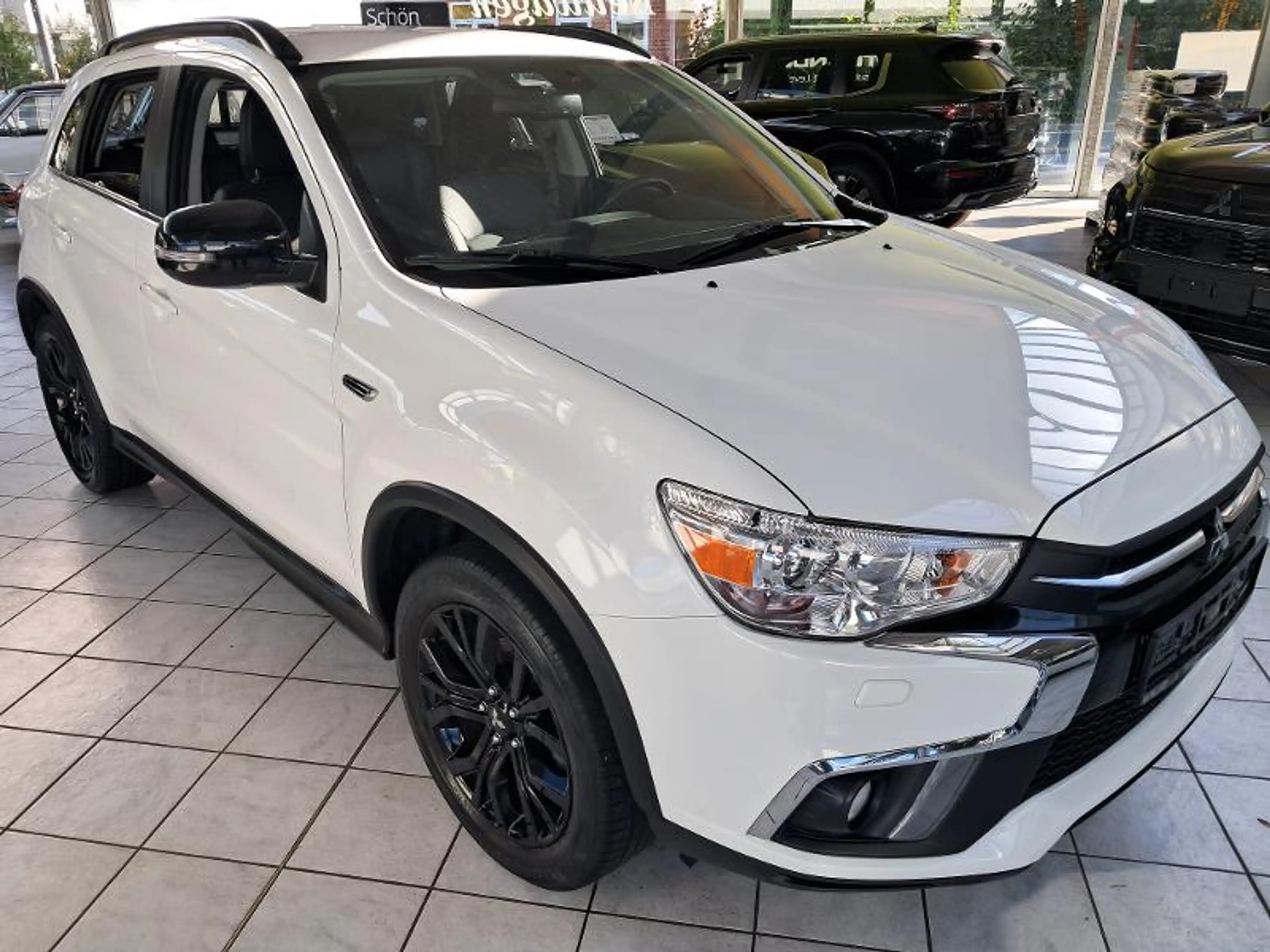 Mitsubishi ASX Active+ 1.6 MIVEC SHZ RFK (Diamant Ed.+) — photo 3