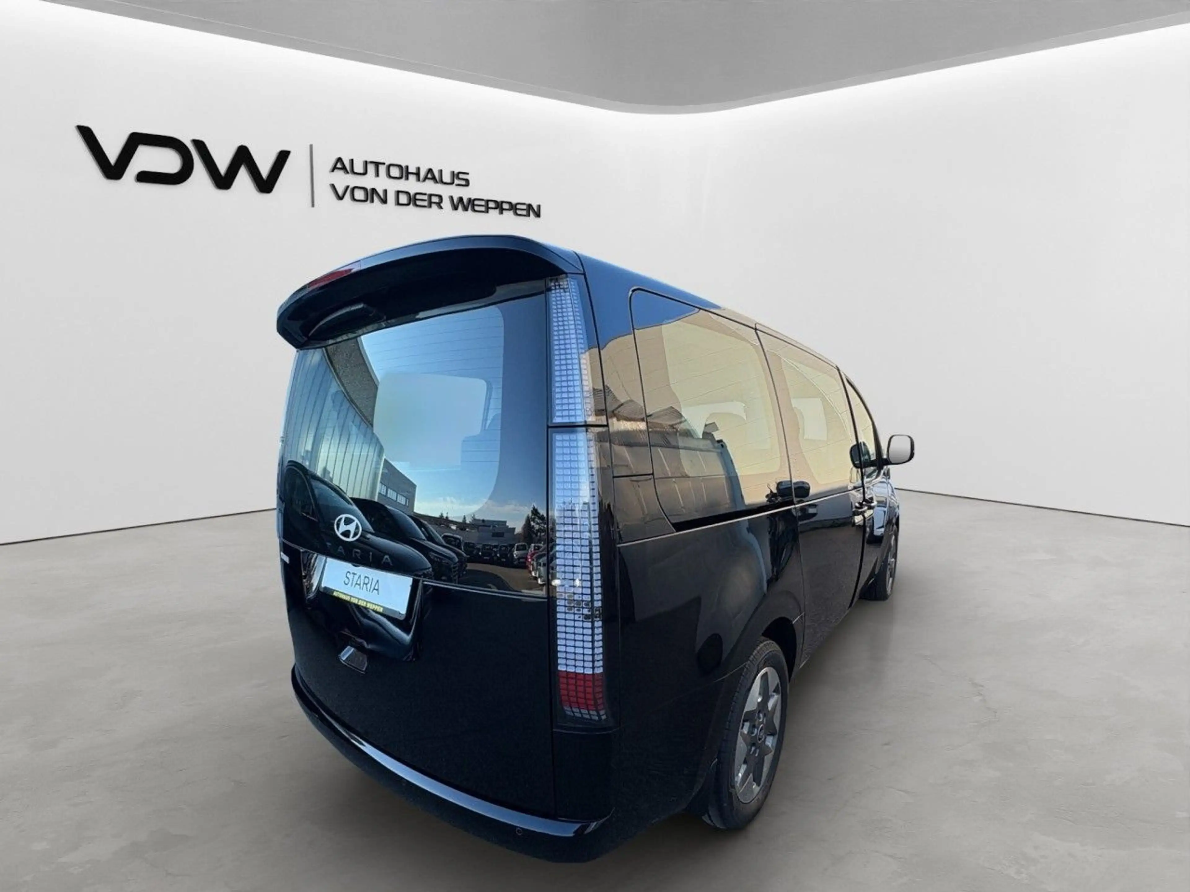 Hyundai STARIA STARIA HEV TREND + EASY-A.-PAKET+GLASDACH U.V.M! — photo 9