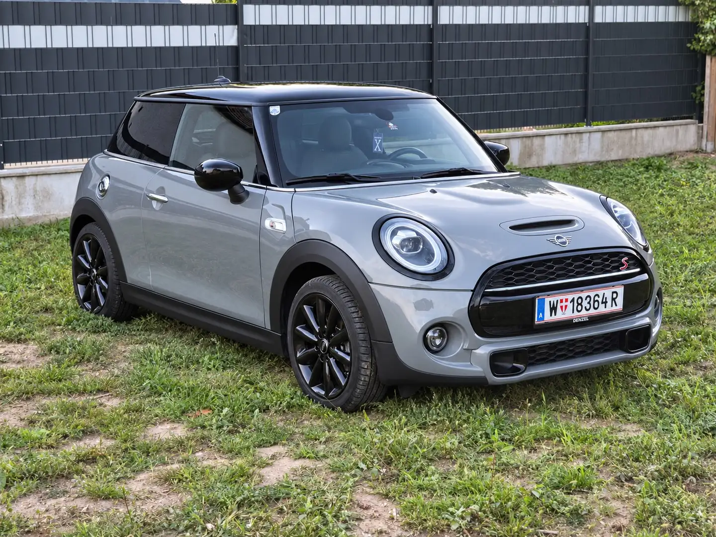 MINI Cooper S 192PS CHILI LED Navi Driving Modes SHZ PDC Grau - 2