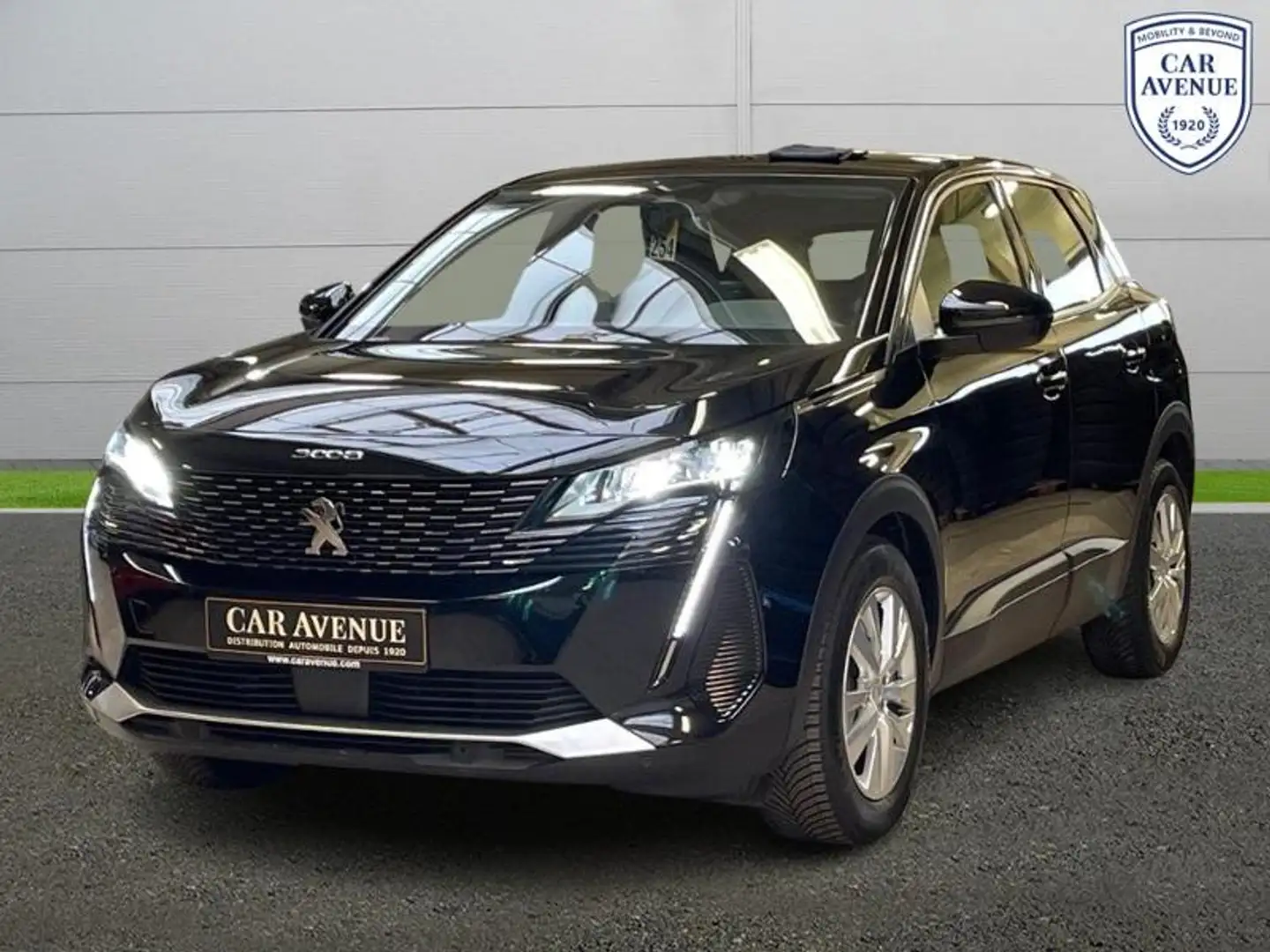 Peugeot 3008 1.5 BlueHDi 130ch S\u0026S Active Pack EAT8 Bleu - 1
