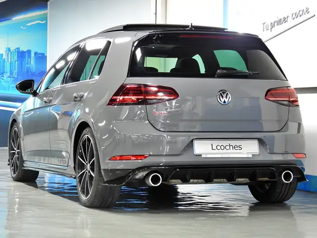 Volkswagen Golf view 8