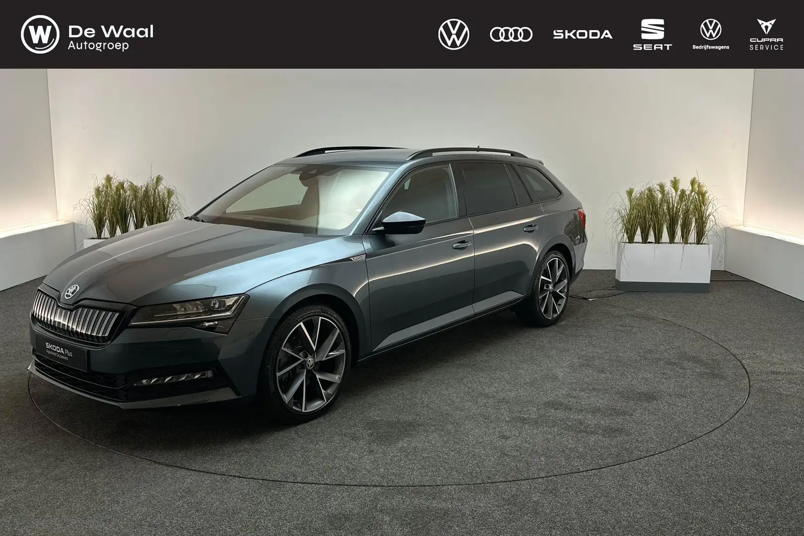 Skoda Superb Combi 1.4 TSI 218pk DSG iV Sportline Business | Tr Grijs - 1