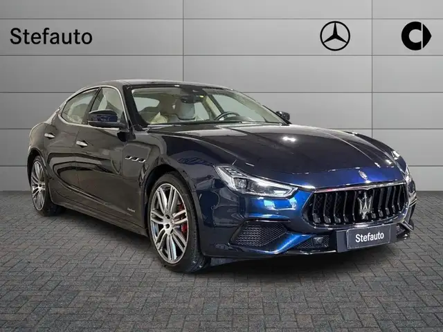 Maserati Ghibli V6 430 CV Q4 Gransport
