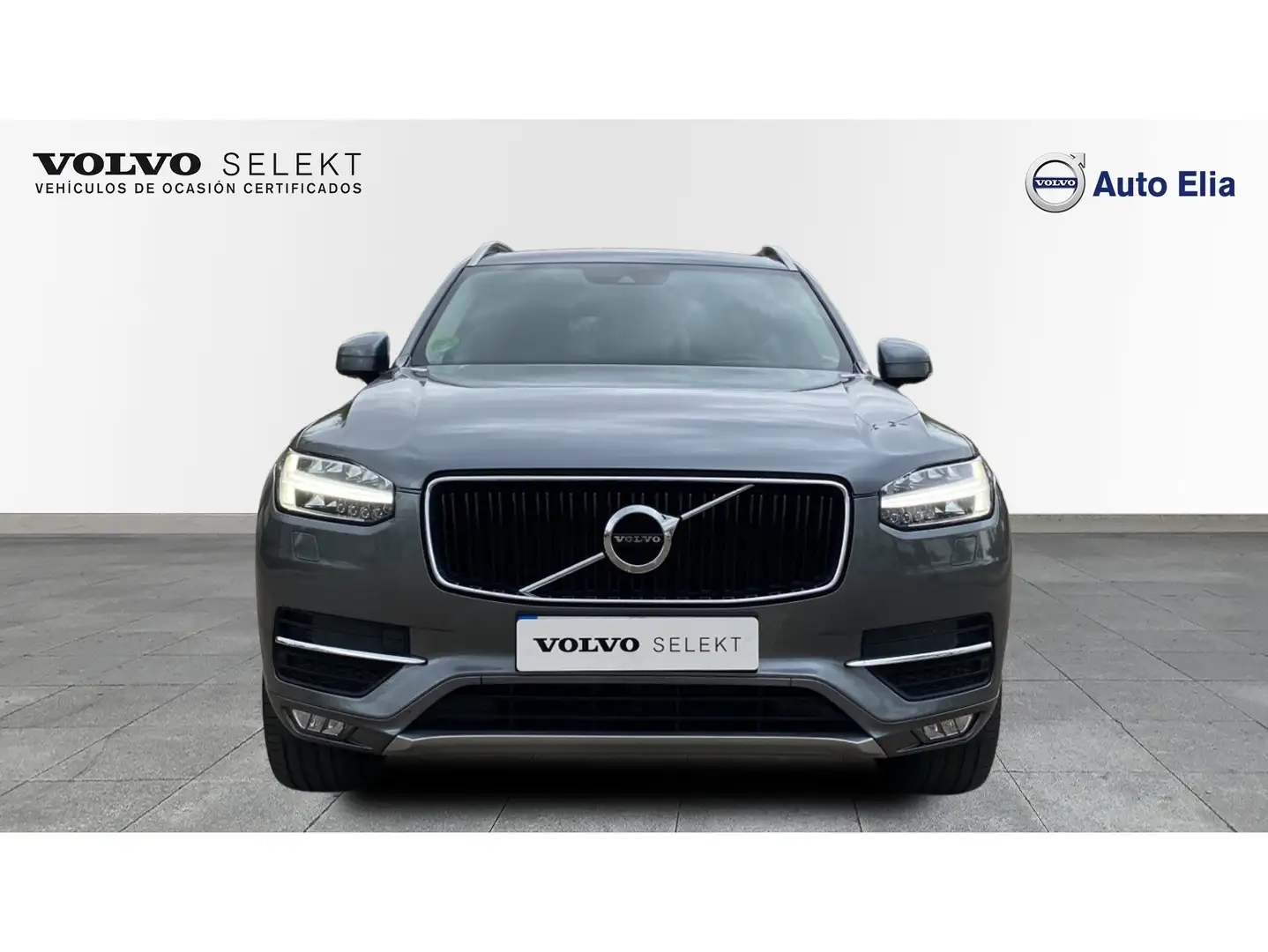 Volvo XC90 D5 Momentum C AWD 235 Aut. Gris - 2