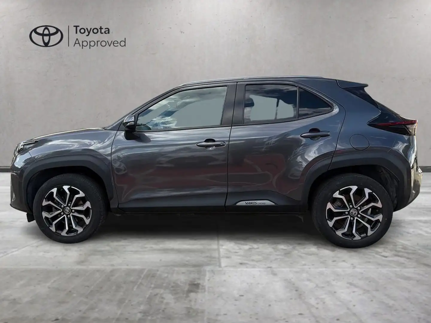 Toyota Yaris Cross Yaris Cross 1.5h Trend fwd 116cv e-cvt Grigio - 2