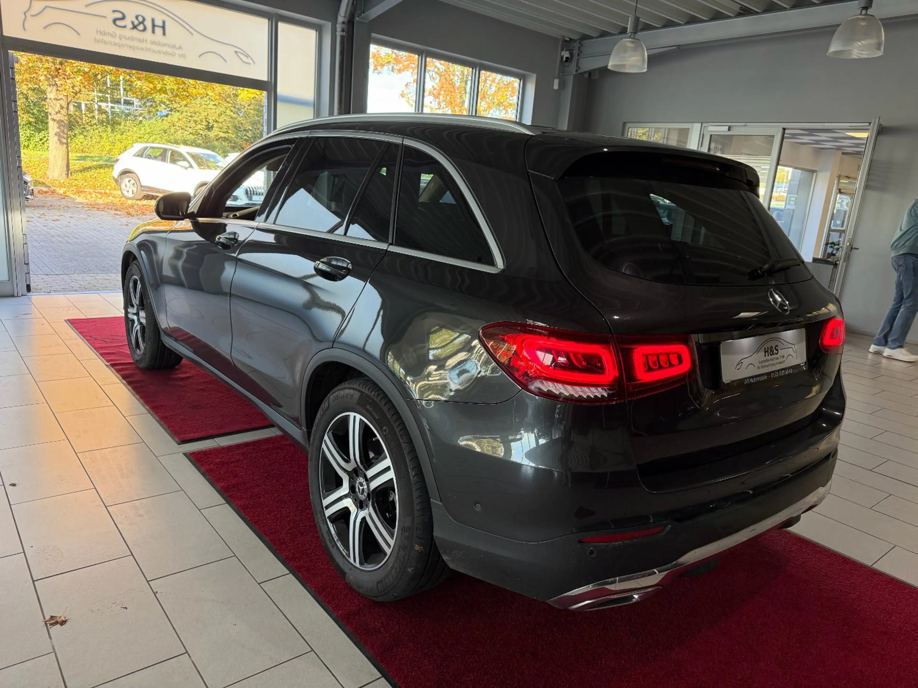 Mercedes-Benz GLC 220 d 4Matic*Panorama*AHK — photo 7