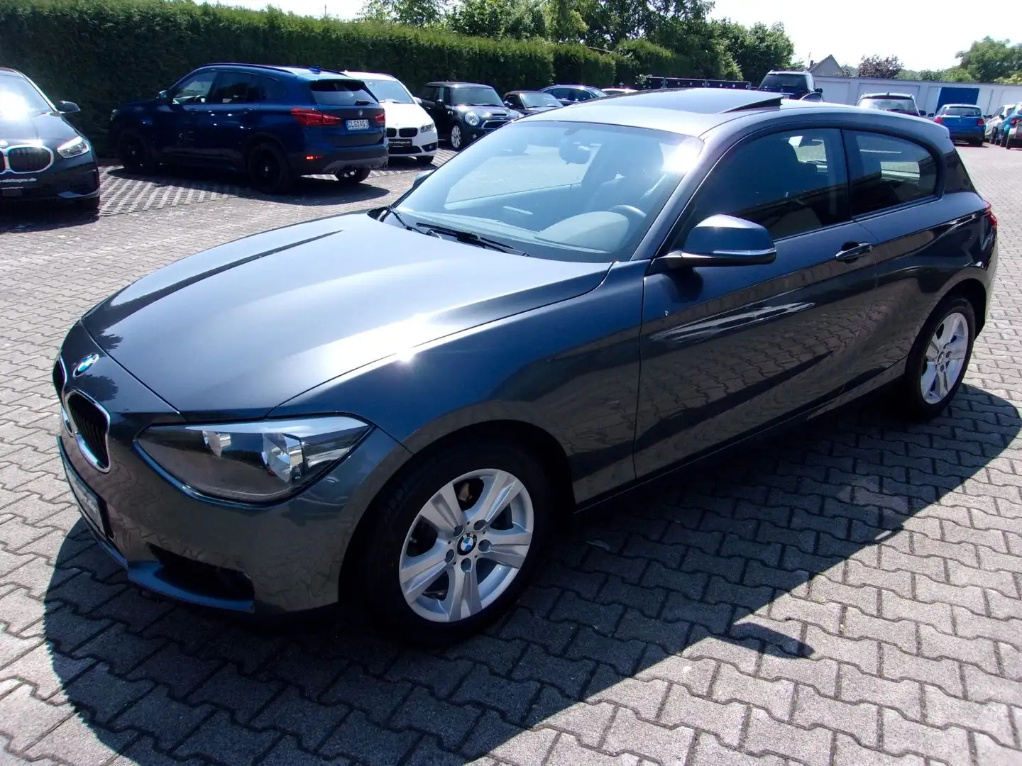 BMW 116 i "Schiebedach" Grau - 2