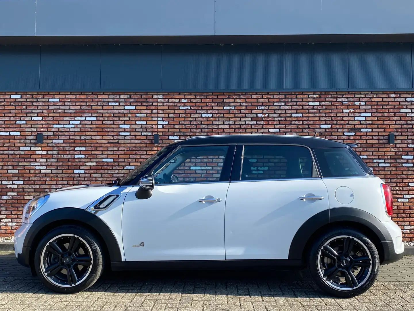 MINI Cooper S Countryman Mini 1.6 ALL4 Chili Panoramdak 125000km! Weiß - 2