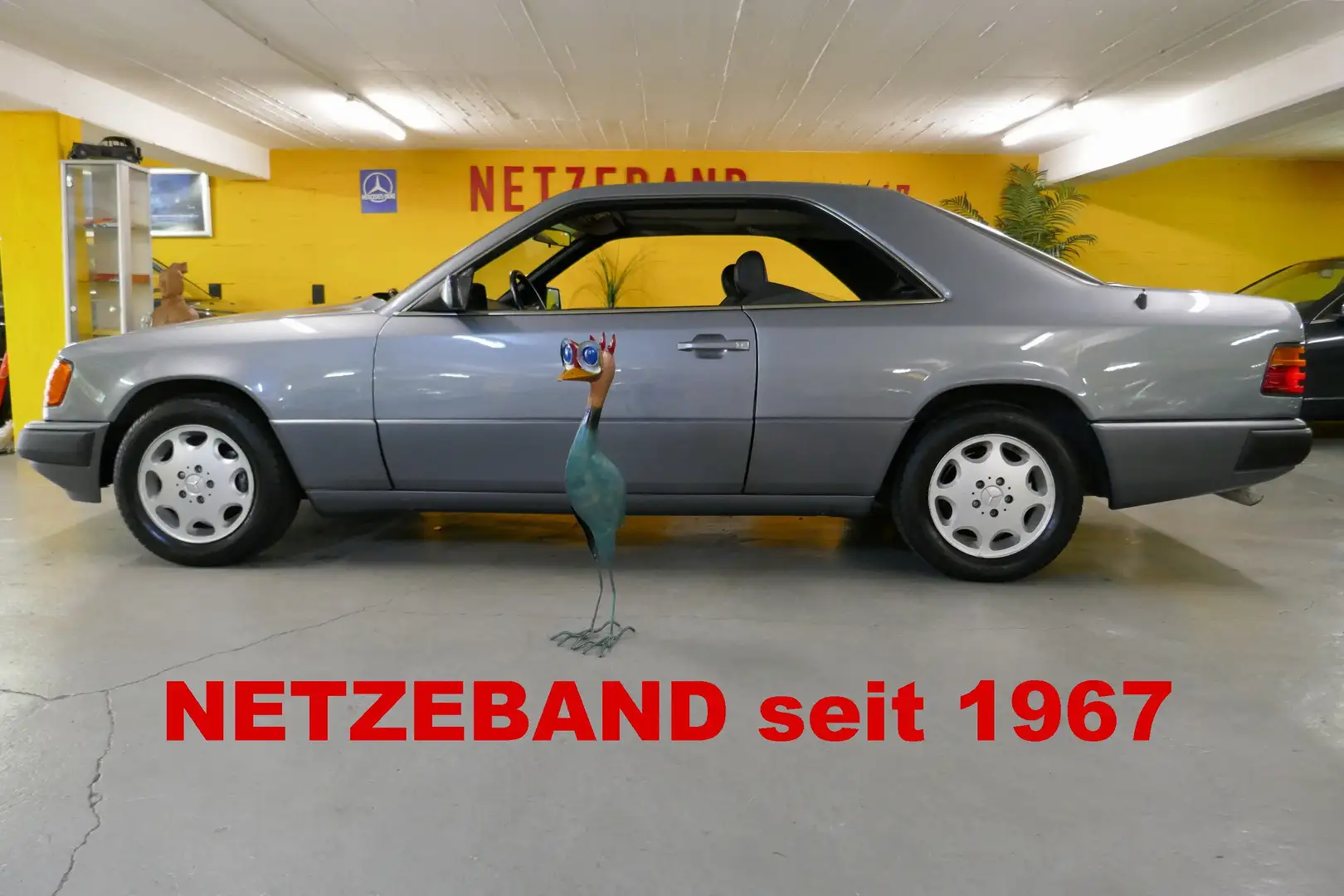 Mercedes-Benz 300 E Coupe -GARANTIE- Classic Data 2,  nur 64.600 Km Gris - 1