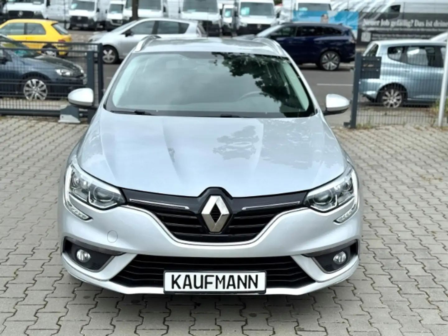 Renault Megane IV Grandtour Experience 1.5 dCi 110 Energy Argent - 2
