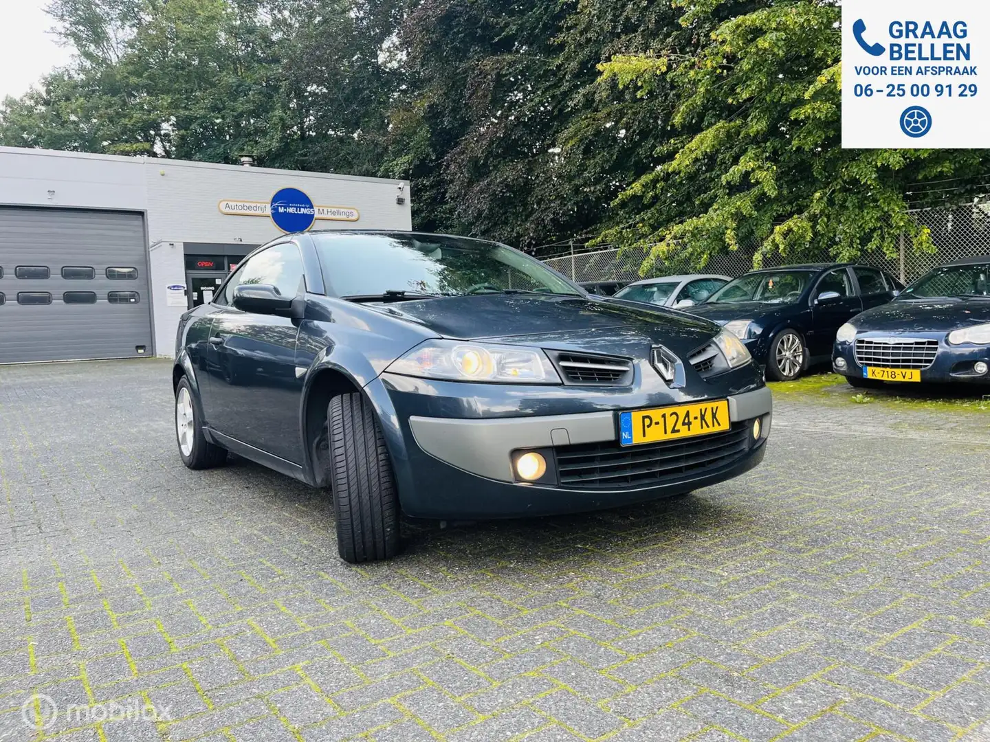 Renault Megane CC 1.6-16V Leder / LM / Apple CarPlay / Camera / A Grau - 2