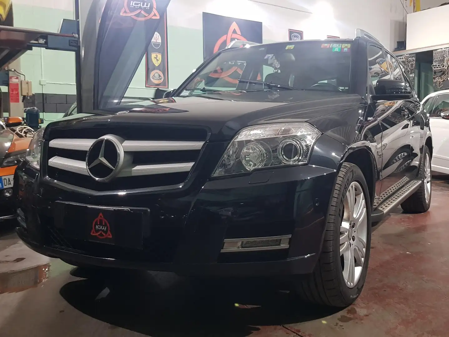 Mercedes-Benz GLK 250 GLK 250 cdi be Premium 4matic auto my11 Schwarz - 1