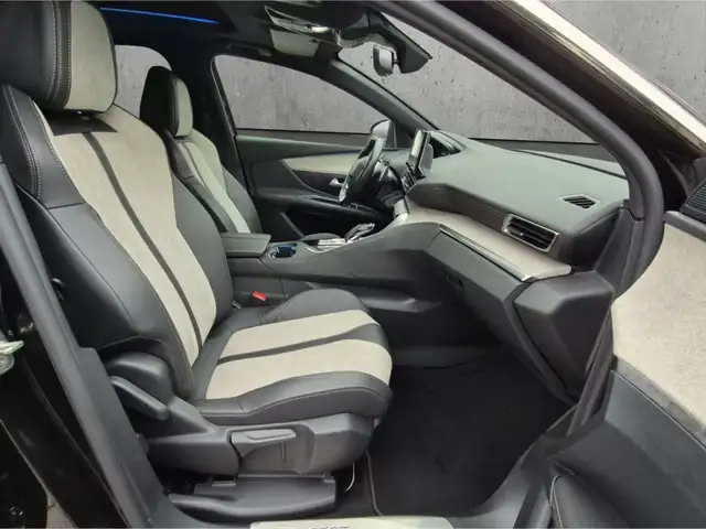 Peugeot 3008 view 13