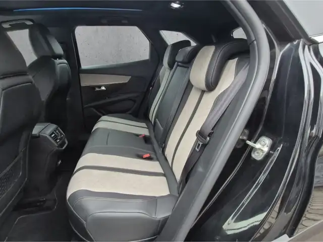 Peugeot 3008 view 8