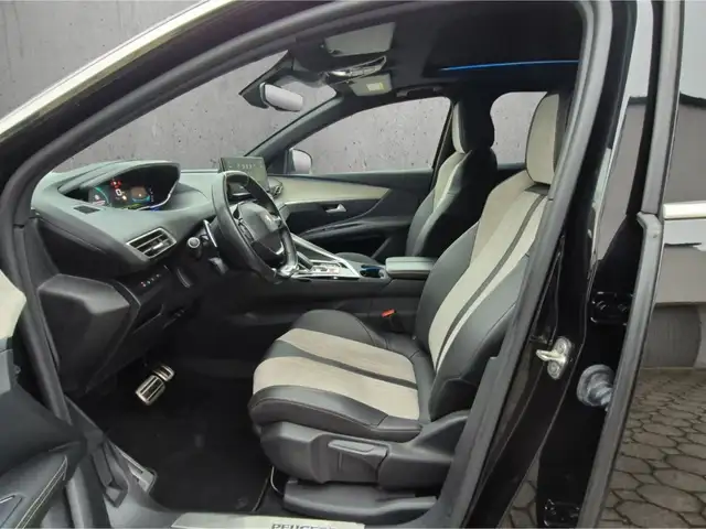 Peugeot 3008 view 9