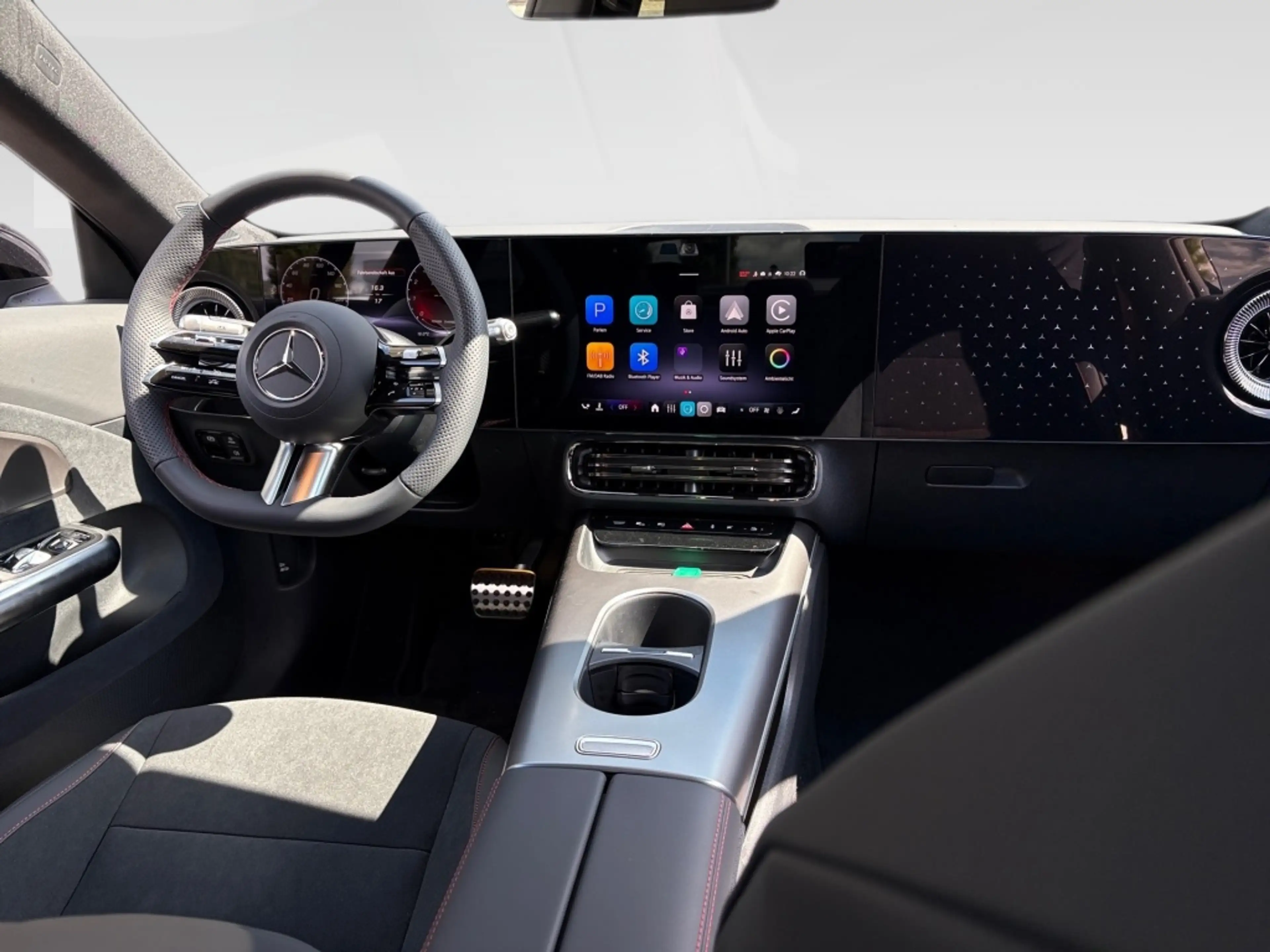 Mercedes-Benz CLA 180 AMG-Line+Night+Pano+DISTRON+KEYLESS+LED — photo 8