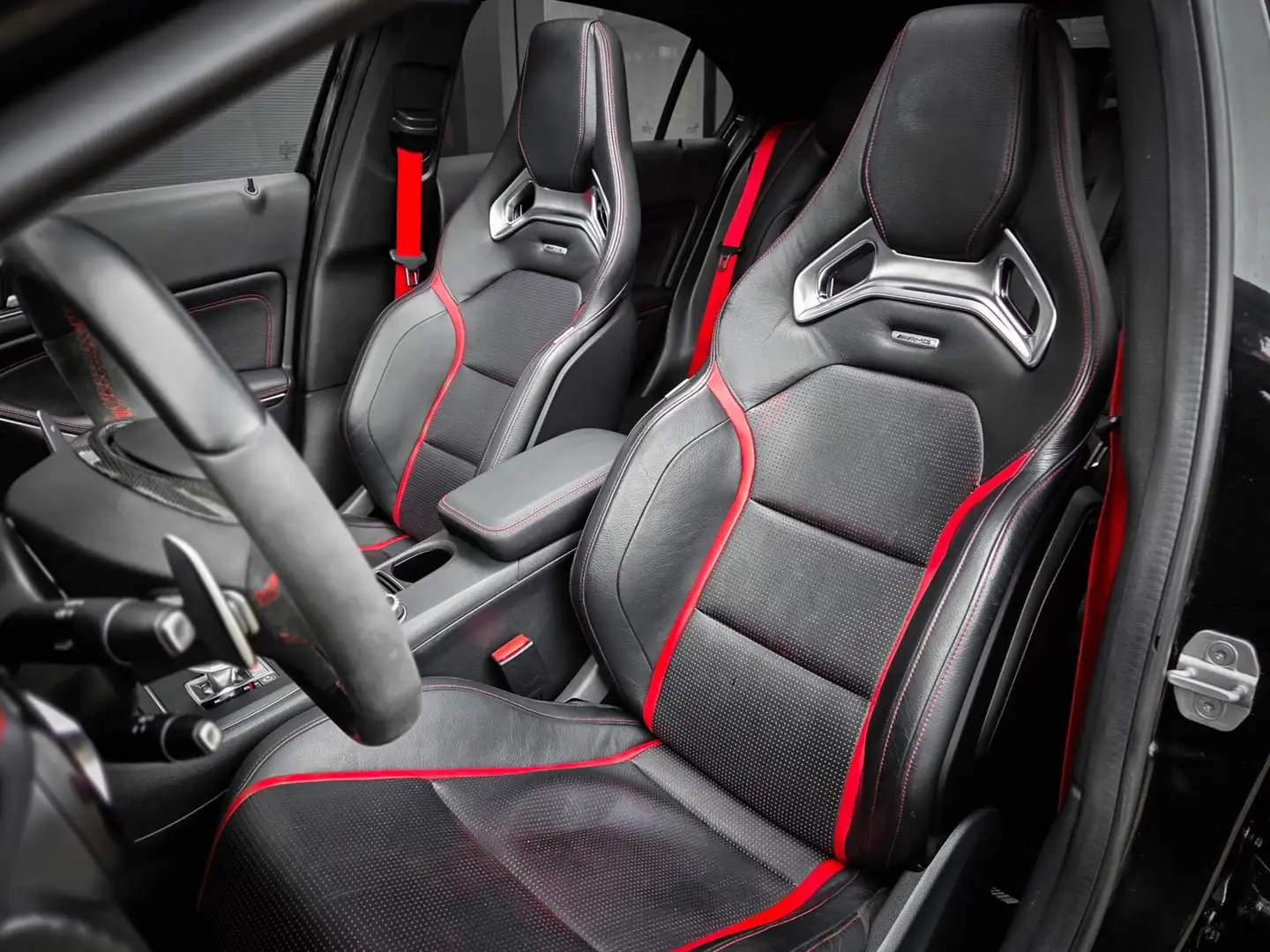 Mercedes-Benz A 45 AMG 4MATIC Edition 1 Noir - 2