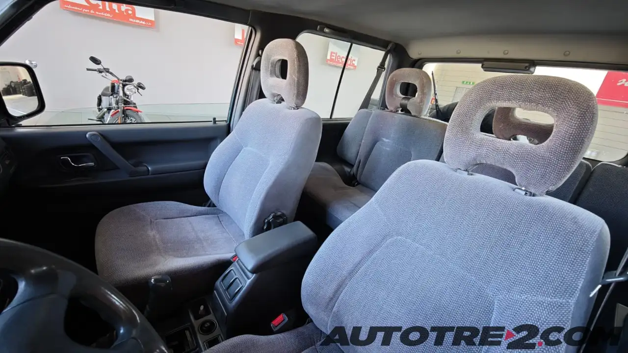Mitsubishi Pajero METAL TOP 2.8 GLX Zeus, foto 8