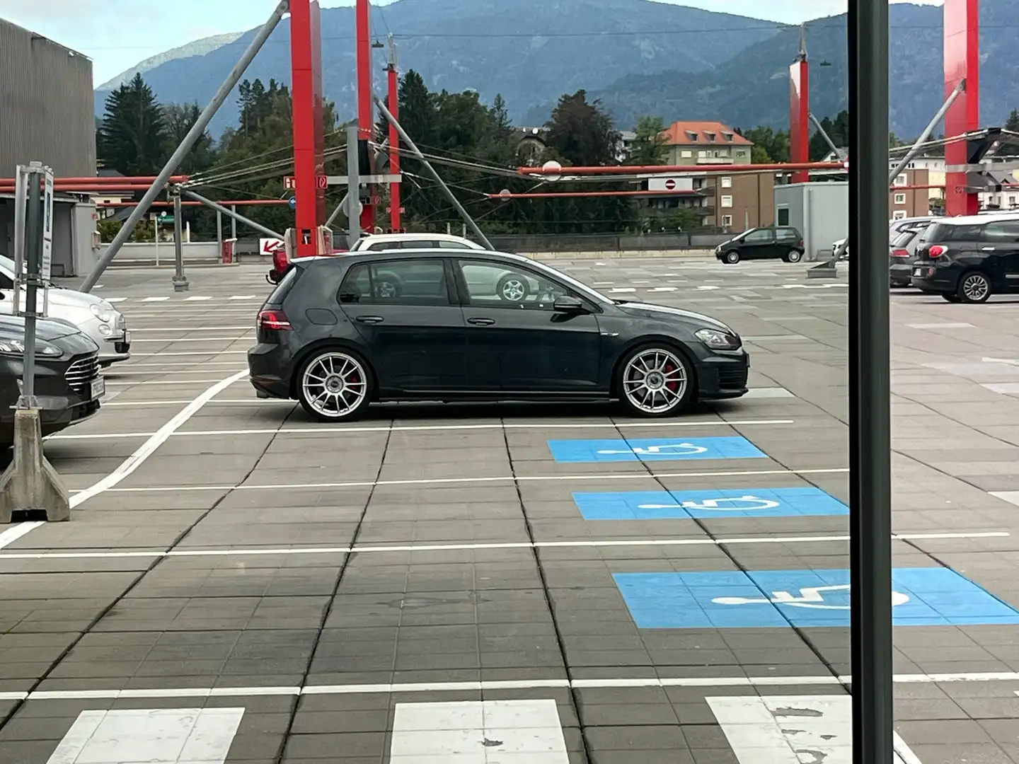 Volkswagen Golf GTI Golf GTI 2,0 TSI GTI Grau - 2